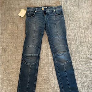 Skinny Never worn Super Sick